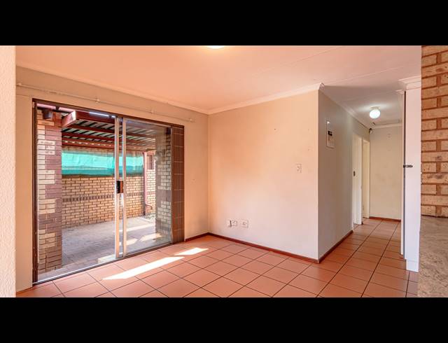 3 BEDROOM CLUSTER FOR SALE IN PIERRE VAN RYNEVELD